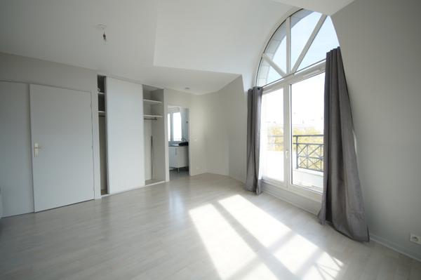 Appartement La Garenne Colombes -1 pièce 30 m2 , La garenne colombes