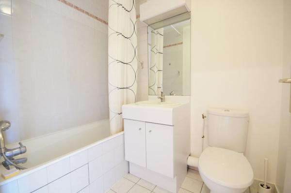 Appartement La Garenne Colombes -1 pièce 30 m2 , La garenne colombes