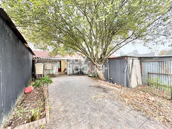 Maison rénovée Orthez avec jardin et atelier