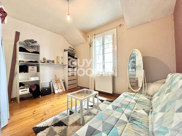 Maison rénovée Orthez avec jardin et atelier