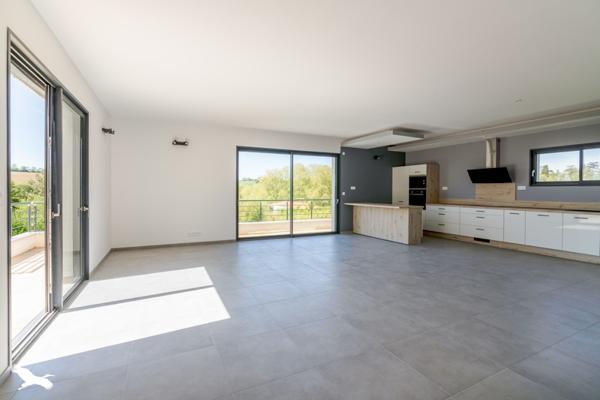 Maison à vendre |  Pin-Balma |  8 pièces | 247 m²