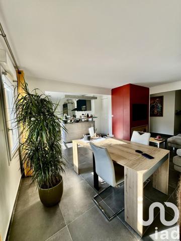 Appartement 3 pièces de 69 m² à Morangis (91420)
