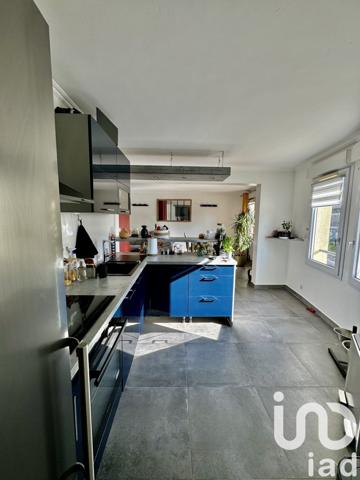 Appartement 3 pièces de 69 m² à Morangis (91420)