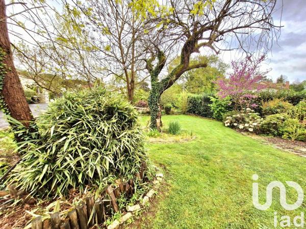 Maison traditionnelle 4 pièces de 125 m² à Chabanais (16150)