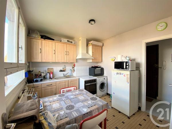 Appartement T3 à vendre  3 pièces - 63,49 m2 ST BERTHEVIN - 53