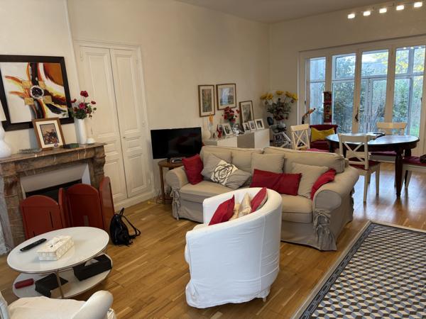 BELLE MAISON DE VILLE 96 M² JARDIN 3 CHAMBRES CHÂTELLERAULT Réf M.48