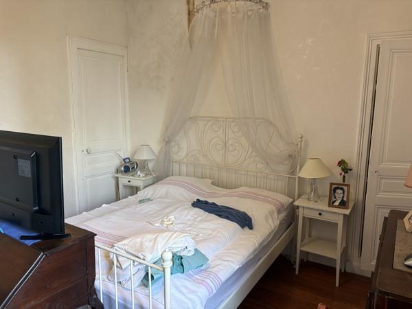 BELLE MAISON DE VILLE 96 M² JARDIN 3 CHAMBRES CHÂTELLERAULT Réf M.48