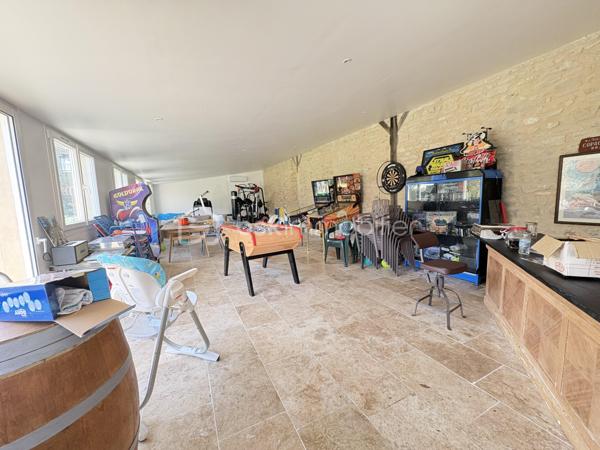 Maison ancienne de 350 m²