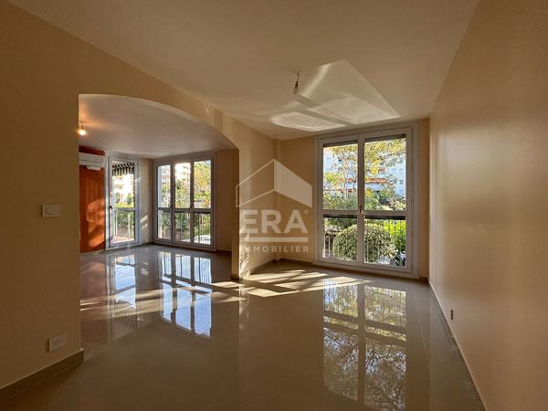 Appartement Saint Raphael 3 pièce(s) 76.76 m2