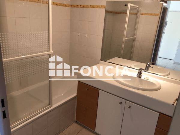 Location Appartement 3 pièces 64.96 m² - AVENUE FREDERIC BARTHOLDI Saint Cyr Sur Mer 83270