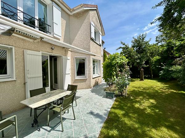 Maison Acheres - 160m2 - €535 000 ** - Référence 8791
