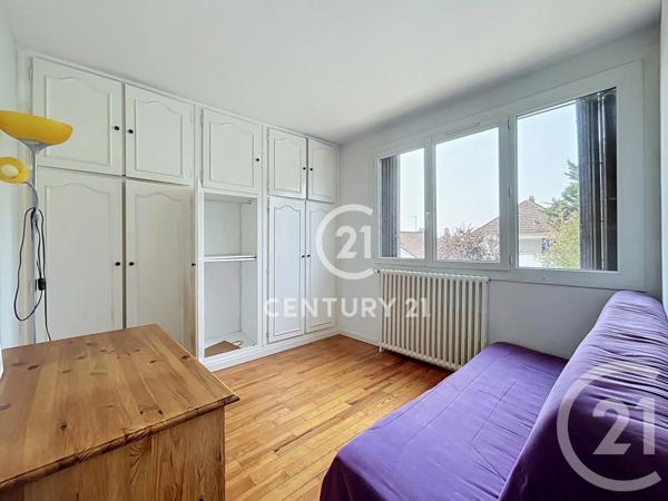 Appartement F3 à vendre  3 pièces - 51,60 m 2   EPINAY SUR SEINE  - 93