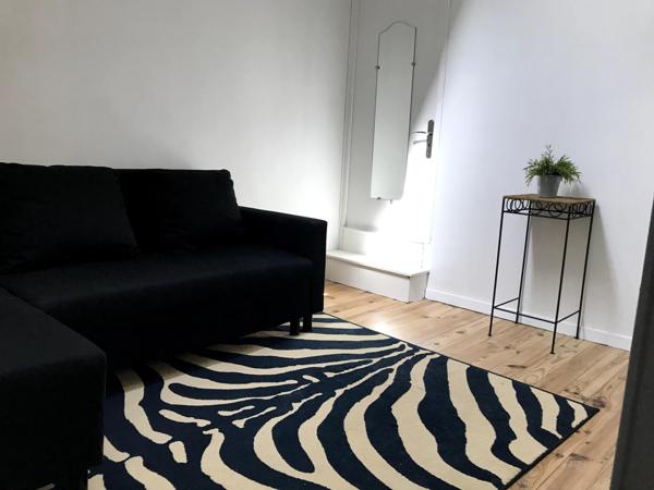 MAISON DUPLEX T6  / 4 CHAMBRES / JARDIN ET DOUBLE STATIONNEMENT