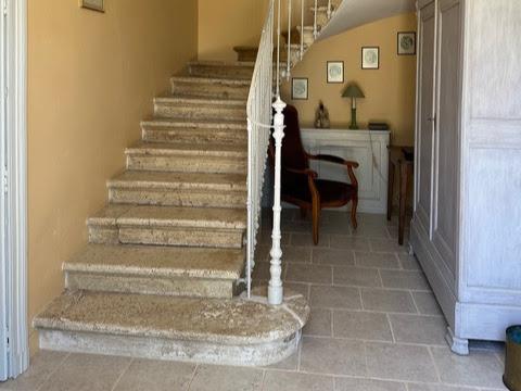 Lectoure (32700) Domaine avec maison en pierres et annexes près de Lectoure