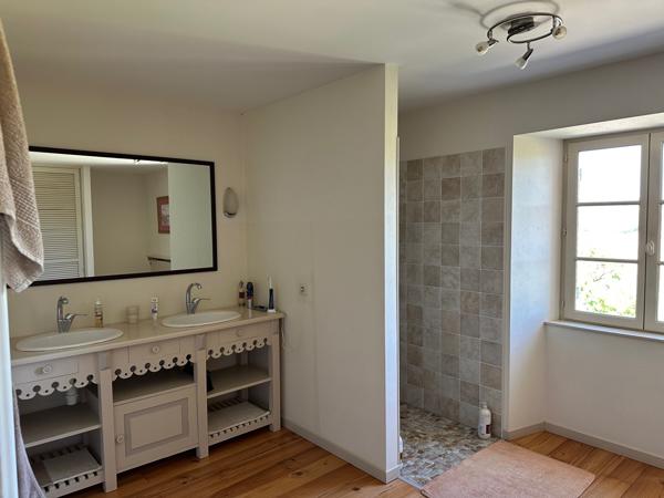 Lectoure (32700) Domaine avec maison en pierres et annexes près de Lectoure