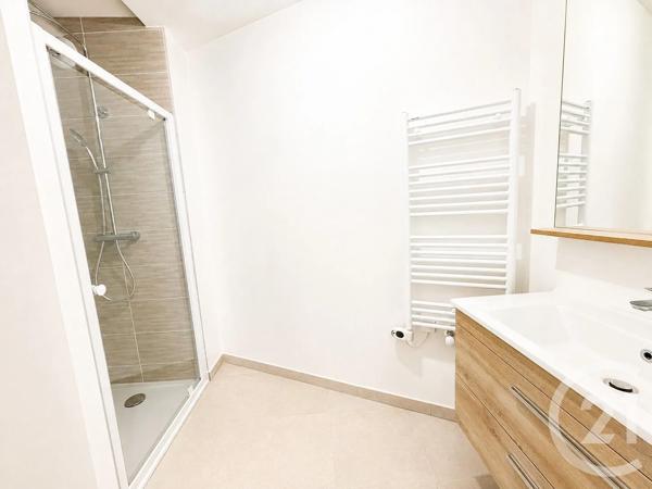 Appartement à vendre  3 pièces - 62,12 m 2   L ISLE ADAM  - 95