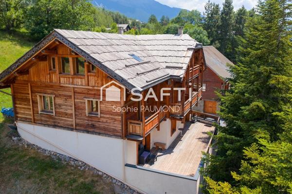 Chalet d'exception avec piscine intérieure, SPA