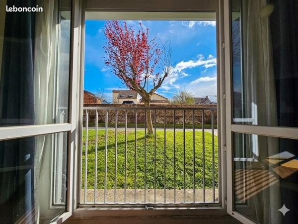 Appartement
         4 pièces
        - 70 m² Exclusivité 259 000 € *