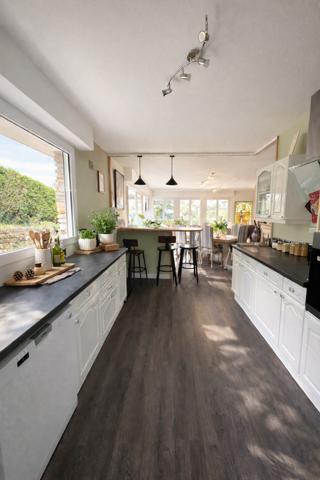 SUR LES HAUTEURS DE BOIS GUILLAUME, PROCHE GARE, MAISON FAMILIALE 612 000 €