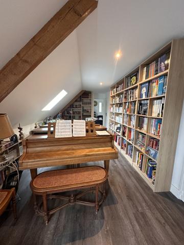 SUR LES HAUTEURS DE BOIS GUILLAUME, PROCHE GARE, MAISON FAMILIALE 612 000 €