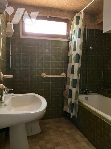 A VENDRE : Maison d'habitation de plain-pied avec sous-sol, sur les hauteurs d'un village, avec...