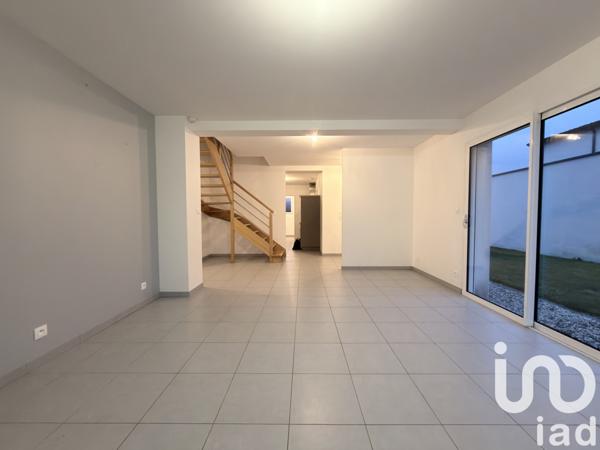 Maison à vendre 6 pièces 110 m² Grandchamp-des-Fontaines