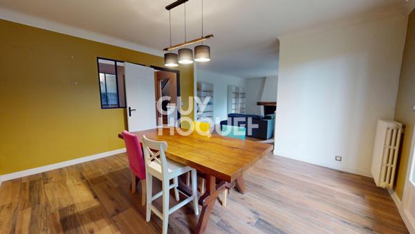 MAISON À VENDRE DE 6 PIÈCES DE 147,00 M²