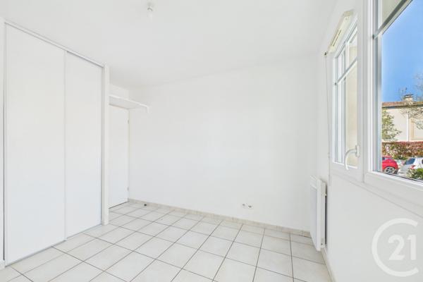Appartement F3 à vendre  3 pièces - 67 m2 BRUGES - 33