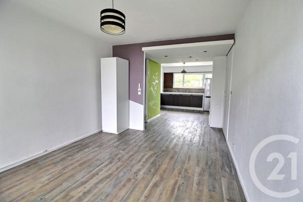 Appartement F3 à vendre  3 pièces - 57 m 2   PESSAC  - 33