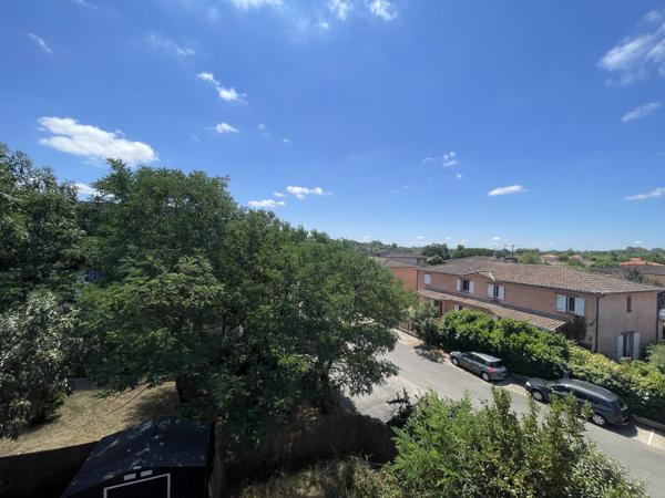 Grand T Vue - Double Parking