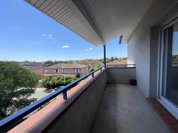 Grand T Vue - Double Parking