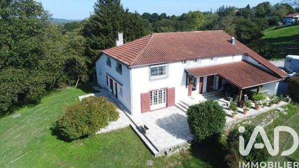 Maison à vendre 8 pièces 221 m² Urt