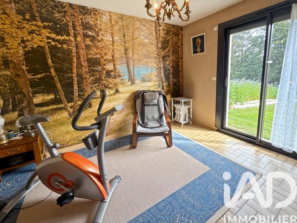 Maison à vendre 10 pièces 180 m² Saint-Genest-Lerpt