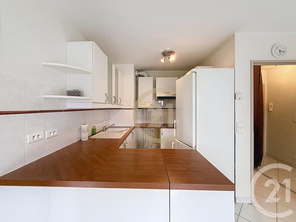 Appartement à vendre  2 pièces - 42,23 m2 NANTERRE - 92
