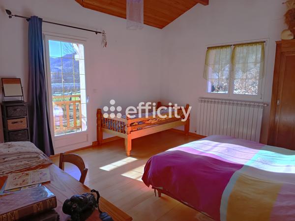 Maison 9 pièces - 230 m² Exclusivité efficity