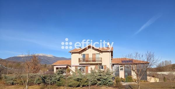 Maison 9 pièces - 230 m² Exclusivité efficity