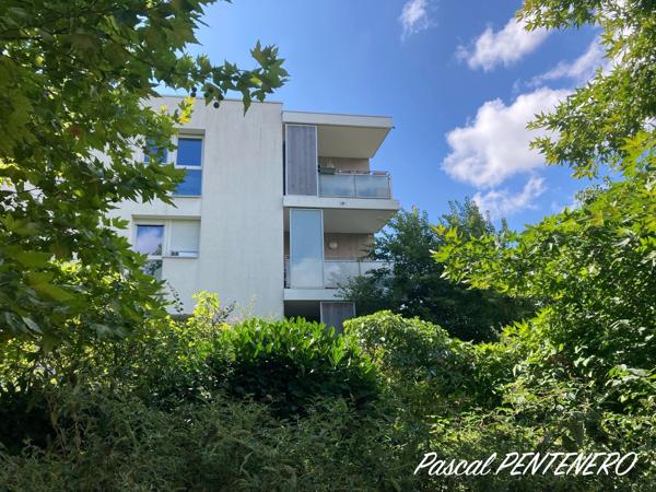 T2 de 49 m² avec terrasse – résidence de 2012 – Vénissieux