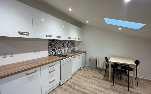 Appartement à louer    1 pièce • 19,81 m2 Belleville