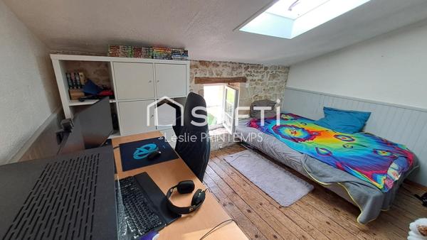 Maison atypique au cœur de Coulonges-sur-l’Autize