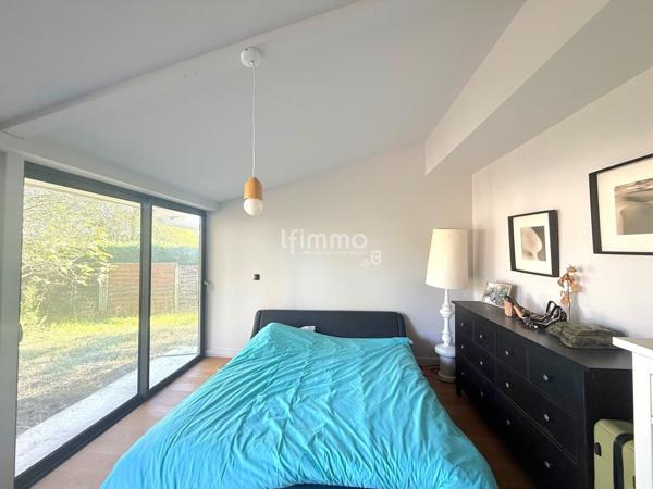 Maison 7 pièces avec piscine au calme