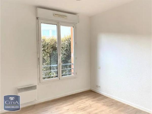 Appartement à louer 2 pièces 47.01m² Aucamville (31140)