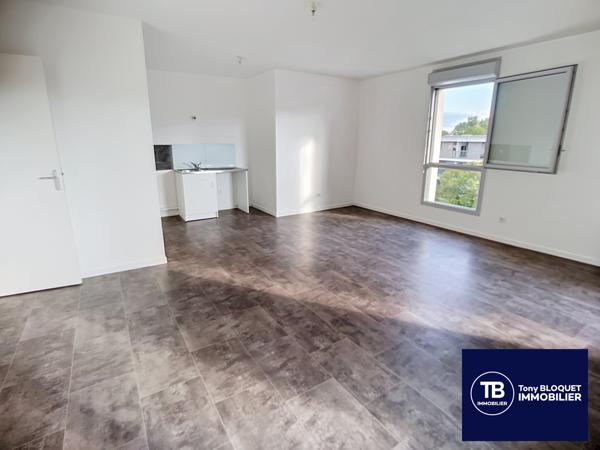 BOURGOIN - T2 54,65m² - TERRASSE - GARAGE