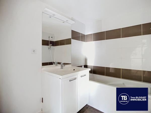 BOURGOIN - T2 54,65m² - TERRASSE - GARAGE