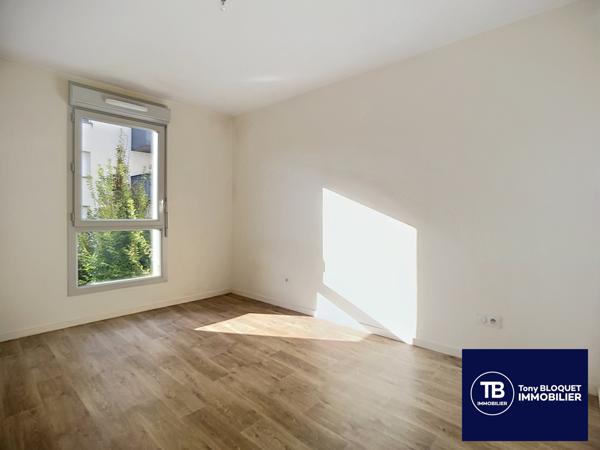 BOURGOIN - T2 54,65m² - TERRASSE - GARAGE