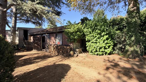 Maison bourgeoise de 210m2 sur 650m2 de terrain arboré