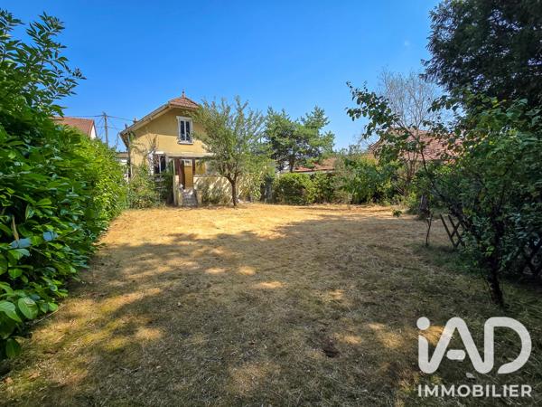 Maison à vendre 6 pièces 131,72 m² Villecresnes