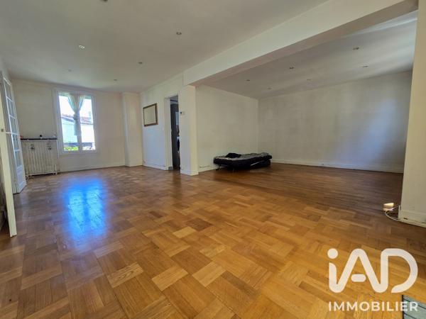 Maison à vendre 6 pièces 131,72 m² Villecresnes