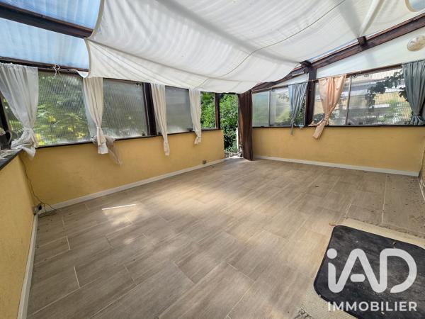 Maison à vendre 6 pièces 131,72 m² Villecresnes