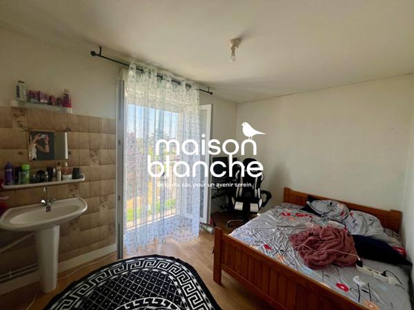 Saint Maixent Appartement  4 pièce(s) 82 m2