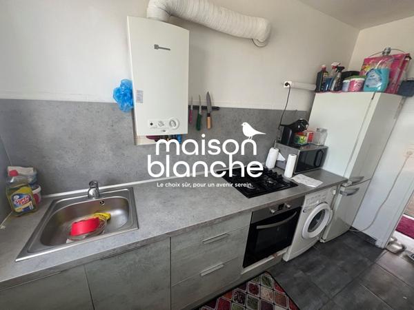 Saint Maixent Appartement  4 pièce(s) 82 m2